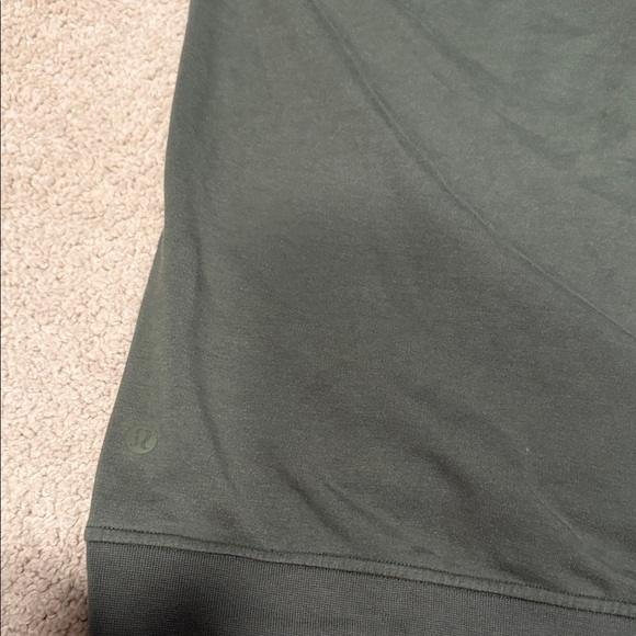 lululemon athletica men’s small Olive Green Hoodie - Picture 5 of 6
